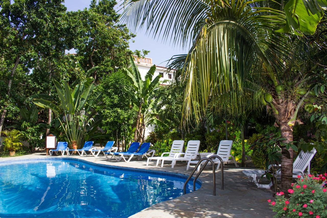 Residencial Estephany Sosua Ngoại thất bức ảnh